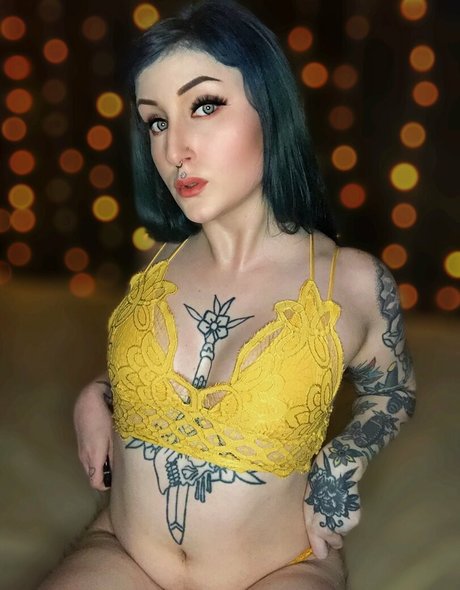 sinisterlilith exklusive erotische foto