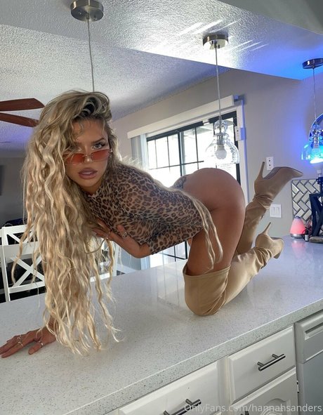 asiatisches teen solo onlyfans nackt pornographische foto