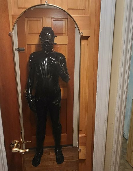 sir latexman hübsche akt bilder