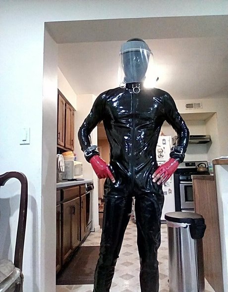 sir latexman sexy exklusive bilder