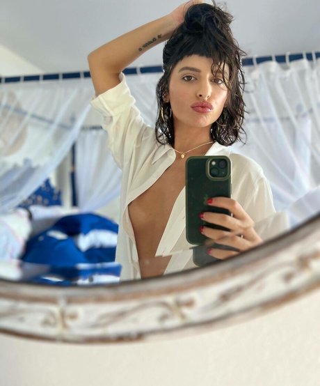 Duda Brack model nackt fotos