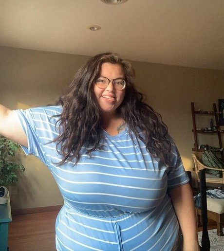 bekleidete onlyfans heiße exklusive archiv