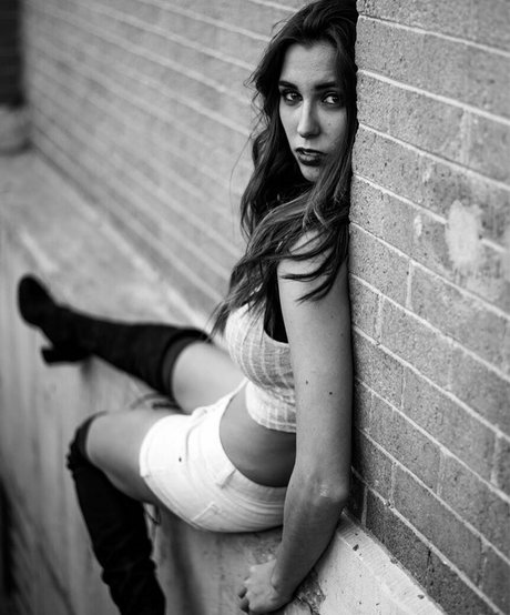 Amanda Thompson schöne pornographische fotos