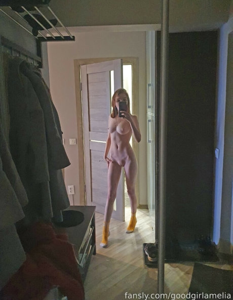 GoodGirlAmelia nackt schöne galerie