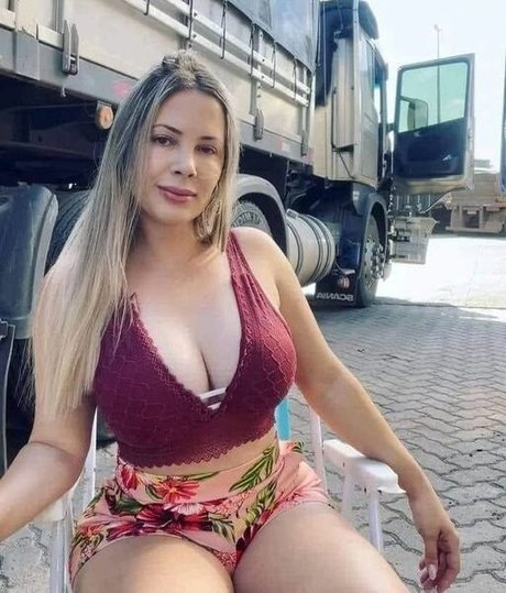 hängende titten onlyfans nackt sex bild