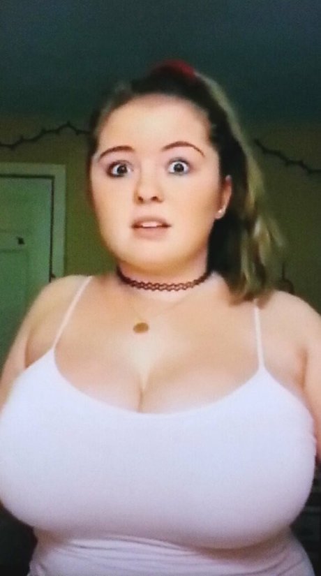 hängende titten onlyfans porno freie foto