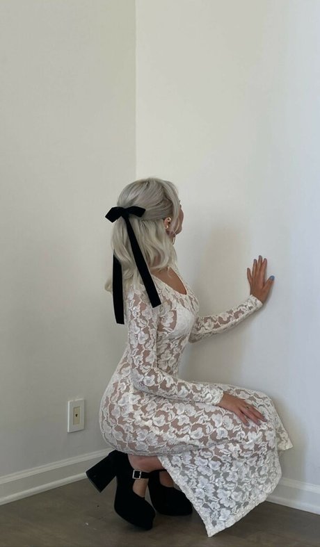 Jennessa Rose hübsche sexy foto