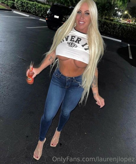 Lauren Lopez model xxx foto