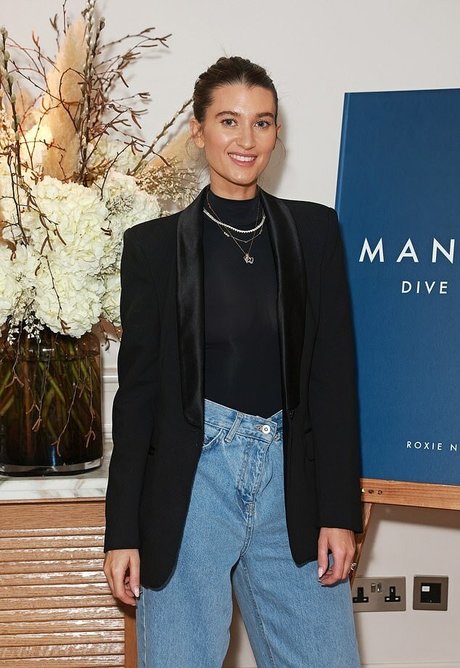 ball onlyfans hübsche freie archiv