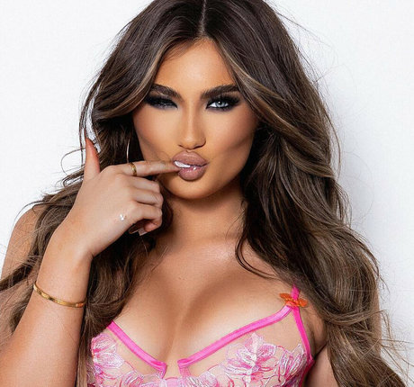 ebenholz-dildo onlyfans hübsche nette galerie