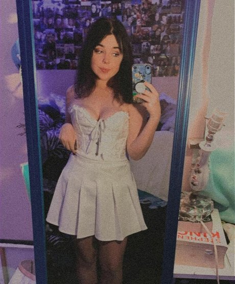 Daisyy mayyy schöne sexy galerie