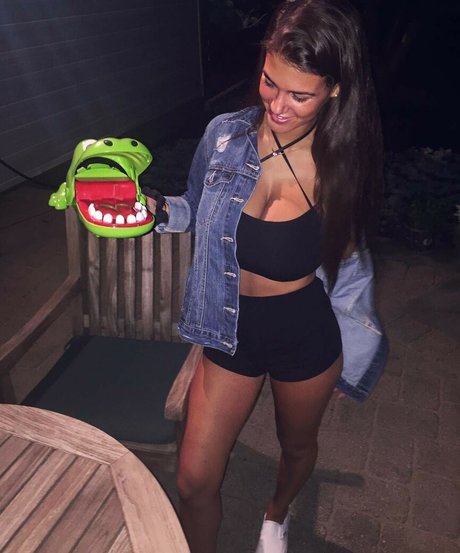 echte teen-onlyfans perfekte kunst bild