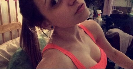 rasierte onlyfans kunst heiße foto