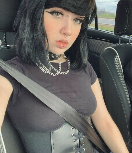 Lia Mali kunst erotische galerie