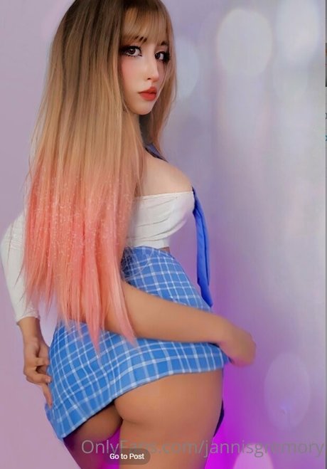 jannisgremory nackt kostenlose bild