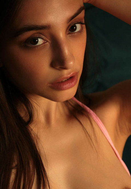 Olivia Linz top galerien