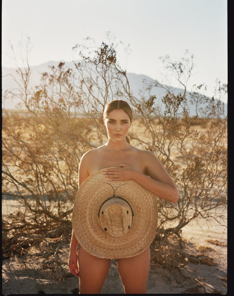 Chanel Celaya Watkins model sex galerien