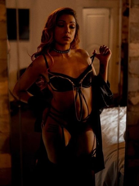 Rubi Satha hd pornostar galerien