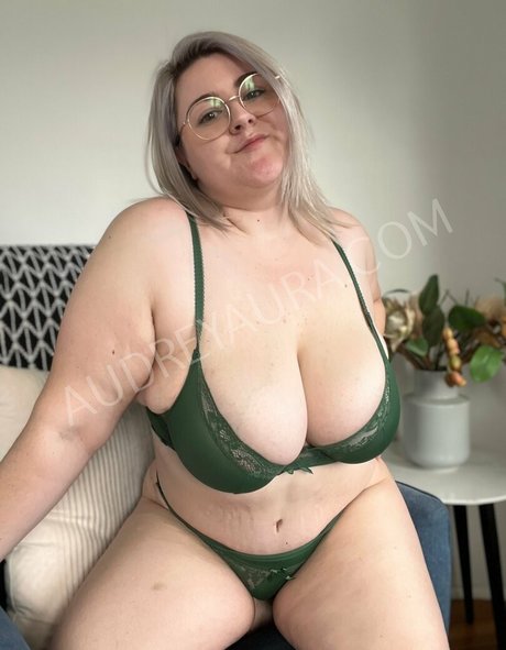 Audrey Aura kostenlose xxx fotos
