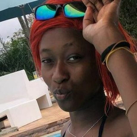 poupeemimi model nacktheit bilder