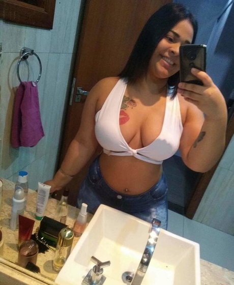 Endriely Barbosa erwachsene sexy bilder