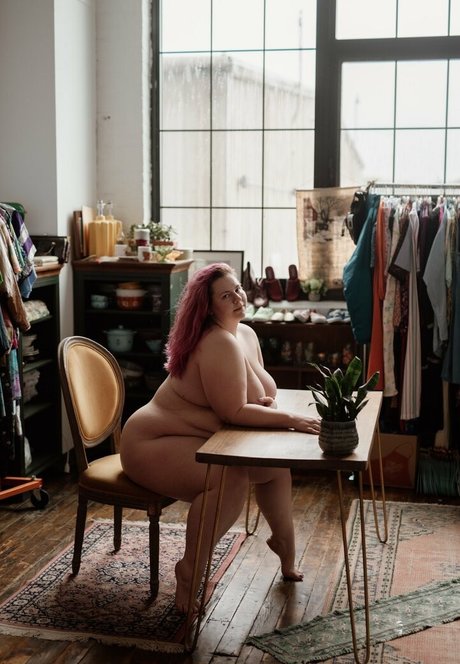 Grizbbly schauspielerin nette bild