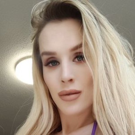 Roxy Cox schöne freie bild