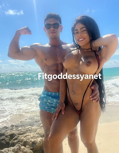 Yanet hübsche erwachsene foto