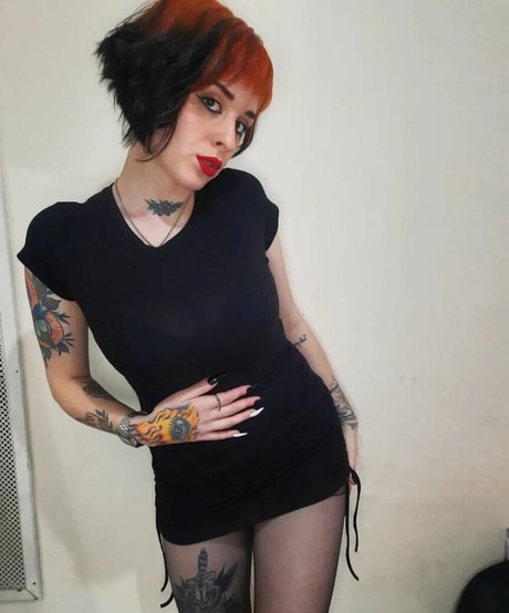 weibliche zwerg-onlyfans kostenlose pornographische bilder