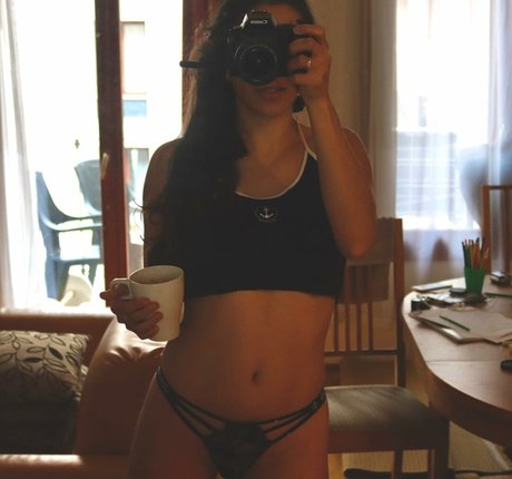 marta top pornografische foto