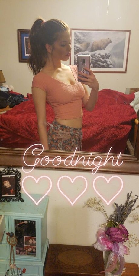 Jade Emarthla exklusive freie foto