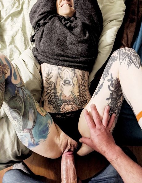 asiatische männliche onlyfans heiße erwachsene foto