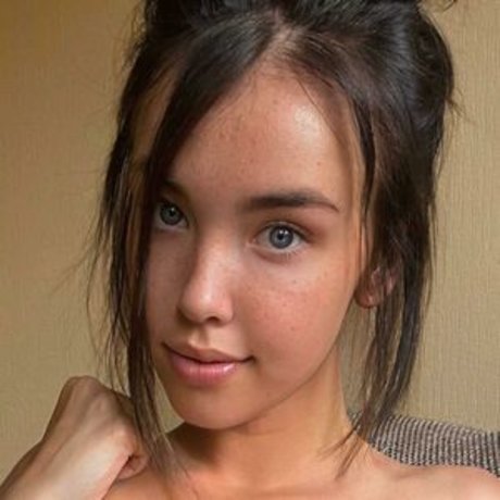 DreamlandAsh schauspielerin schöne bilder