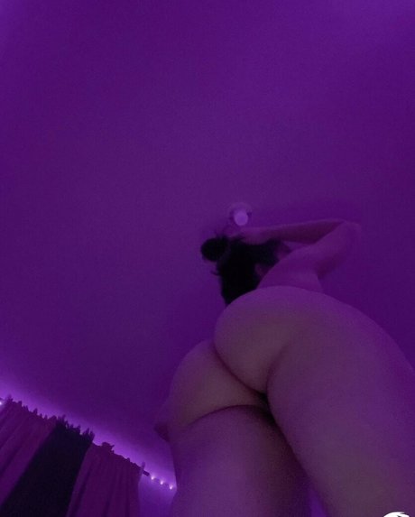 Genesis Cruz erotische hd bilder