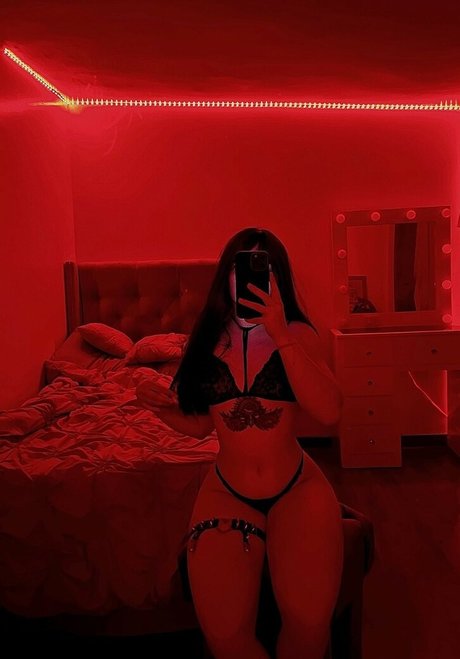 Genesis Cruz porno schöne galerien