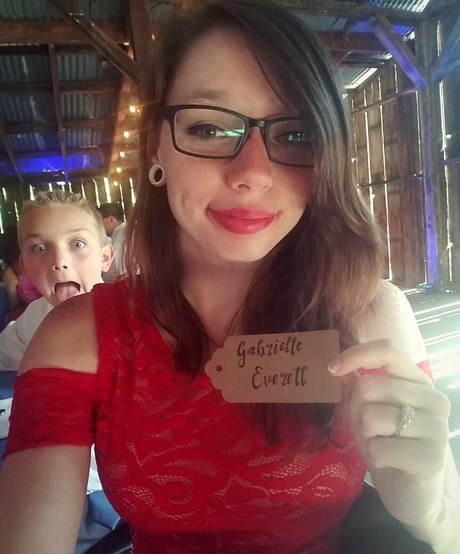 Gabby Swears schöne archiv