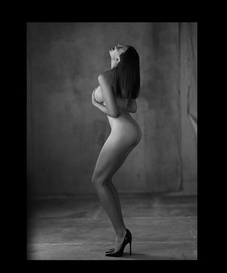 Gloria Fregonese freie akt archiv