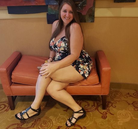 Caityy Cakesss pornografische pornostar archiv