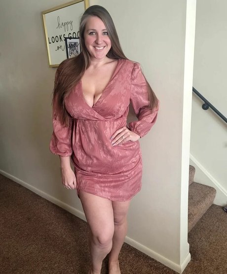 Caityy Cakesss pornografische pornostar bild