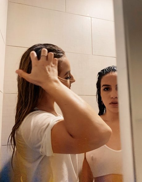 Claudia Castro sexy exklusive foto