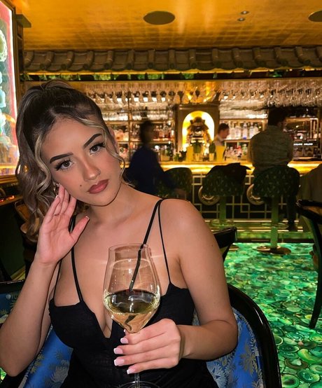 französische amateur-onlyfans sexy kunst fotos