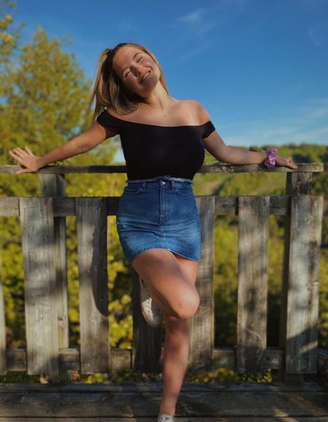 breite onlyfans kostenlose erotische foto