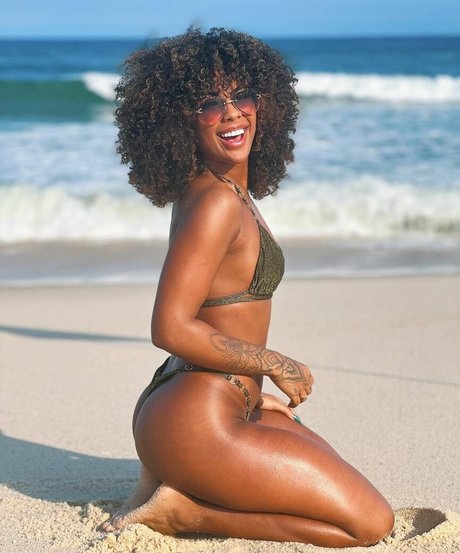 Marvvila kostenlose sexy bild