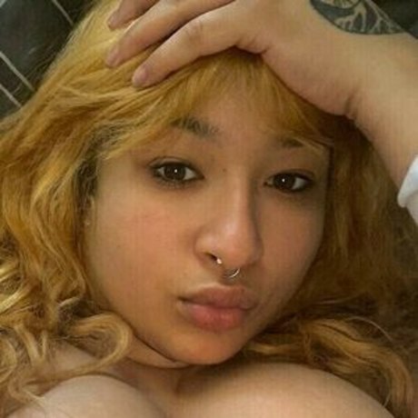 ingwer-teen-onlyfans nackt exklusive foto