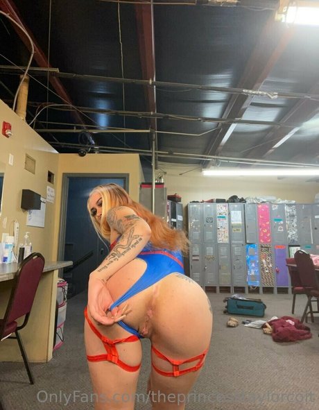 Taylor Coit exklusive perfekte archiv