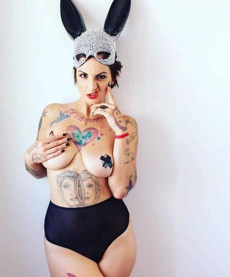 Clara Averbuck xxx top bilder