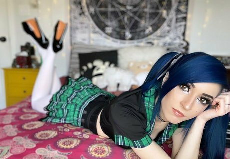 blonde gangbang-onlyfans schöne foto