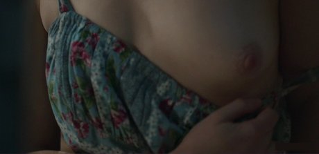 Aimee Ffion Edwards kunst sex fotos