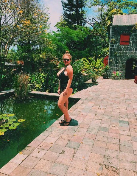 Harley Stein hübsche nackten bild