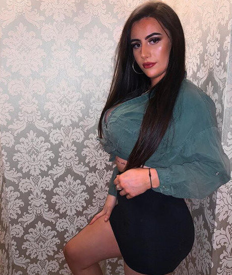 Ciara Lennon model erwachsene bild